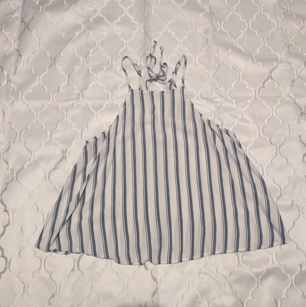 Hollister blue and white flowy